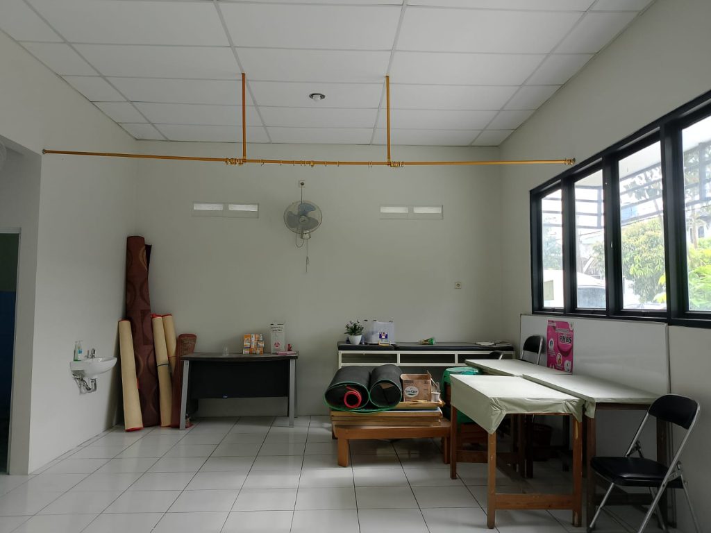 Arief Wibowo Respons Cepat Aspirasi Perbaikan Posyandu Mekar RW 2 Nambo Jaya