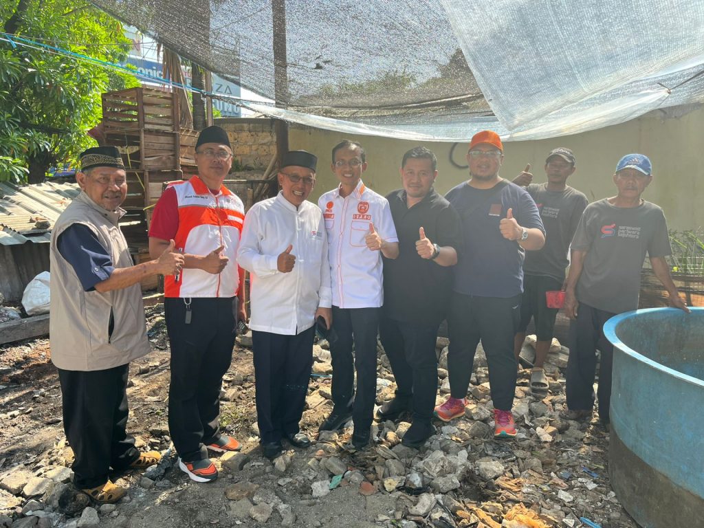 Arief Wibowo Dorong Pengelolaan Sampah Ramah Lingkungan, Tinjau Pusat Budidaya Maggot di Pasar Saraswati Ciledug - Arief Wibowo Dewan Pilihan Tangerang