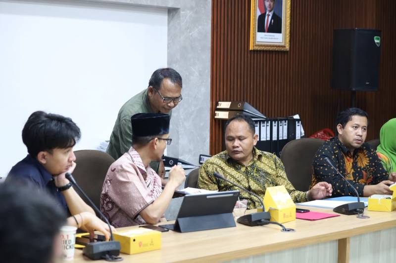 Arief Wibowo Desak PT Modernland Segera Serahkan Fasos dan Fasum kepada Pemkot Tangerang - Dewan Karawaci Tangerang