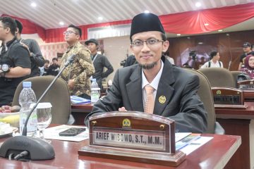 DPRD Kota Tangerang Arief Wibowo Dorong MMA Jadi Wadah Positif Pelajar - Arief Wibowo Dewan Karawaci Tangerang