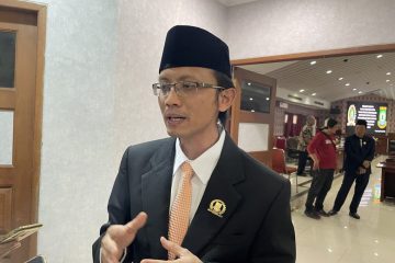 Arief Wibowo, DPRD Kota Tangerang Soroti Tunggakan Rp 43 Juta Perbaikan Bentor Kecamatan - Arief Wibowo Dewan Tangerang