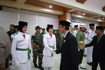 50 Paskibraka Kota Tangerang Dikukuhkan Arief Wibowo 2 - Dewan Tangerang