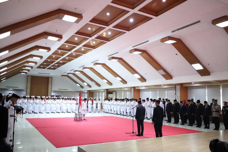 50 Paskibraka Kota Tangerang Dikukuhkan Arief Wibowo 2 - Dewan Tangerang