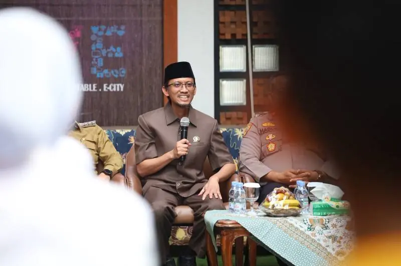 Arief Wibowo Bekali Capaska Kota Tangerang, Tekankan Mental dan Moral di Era Media Sosial - Arief Wibowo Dewan Tangerang Karawaci