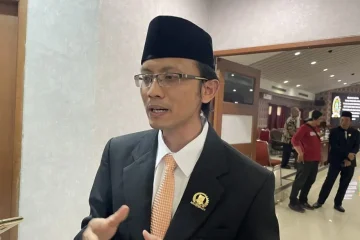 Arief Wibowo Dorong Anggaran PPPK Guru yang Dialihkan ke APBN 2027 Tetap untuk Pendidikan - Arief Wibowo DPRD Kota Tangerang